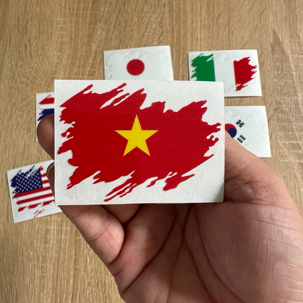 01 TEM LÁ CỜ. Nhiều kích thước. Decal sticker hình dán. Việt Nam, Thái Lan, Hàn, Nhật, Mỹ, Anh, Malaysia, Cuba, Ý