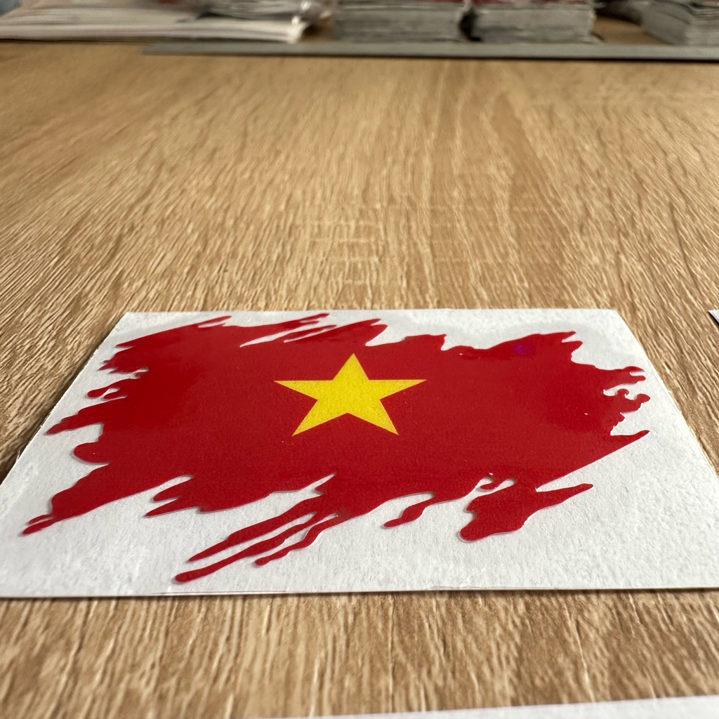 01 TEM LÁ CỜ. Nhiều kích thước. Decal sticker hình dán. Việt Nam, Thái Lan, Hàn, Nhật, Mỹ, Anh, Malaysia, Cuba, Ý