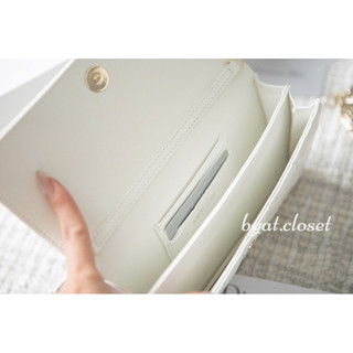 𝐁𝐘𝐀𝐓.𝐂𝐋𝐎𝐒𝐄𝐓 𝟐 | túi xinh ảnh thật fullbox 22cm kèm dây xích đeo