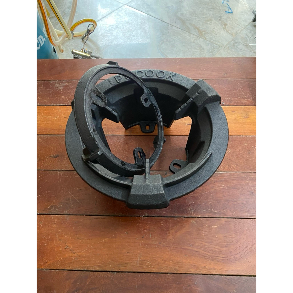 Bộ khung trậu bếp gas công nghiệp- kiềng bếp gas công nghiệp-gang đúc dầy dặn