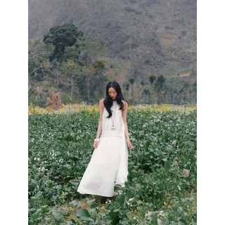 Váy maxi OLV cổ yếm nhún thanh lịch White Halter Gathered Maxi Dress