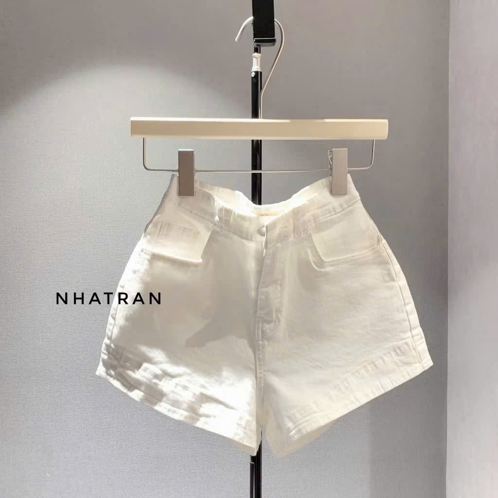 Quần Short Jeans Trắng Cao Cấp, Chất Vải Xịn Co Giãn Tốt, Form Body Hack Dáng