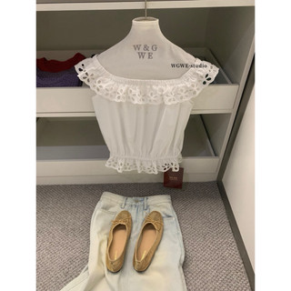 𝐏𝐡𝐢𝐞𝐧 𝐖𝐆𝐖𝐄 | w9591 Áo Thô Trễ Vai Hoa Lỗ Bo Bí Dễ Thương