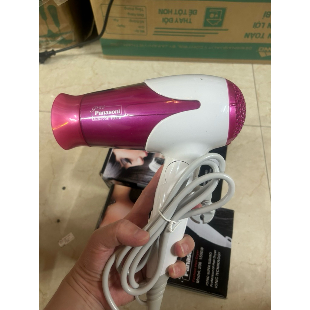Máy sấy tóc panasoni Model 208 1500w gấp gọn dễ sử dụng