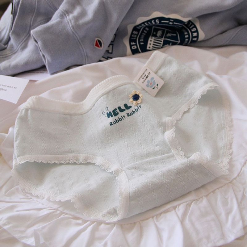 quần lót, quần chip cho bé gái hoạ tiết thỏ cà rốt bắt mắt dễ thương,  chất liệu cotton thấm hút mồ hôi thoáng khí