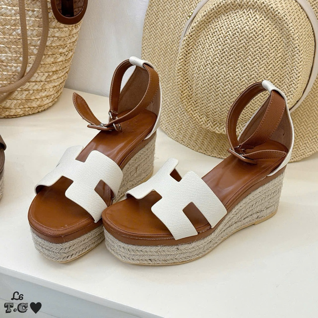 🌸🌸 Sandal  đế cói