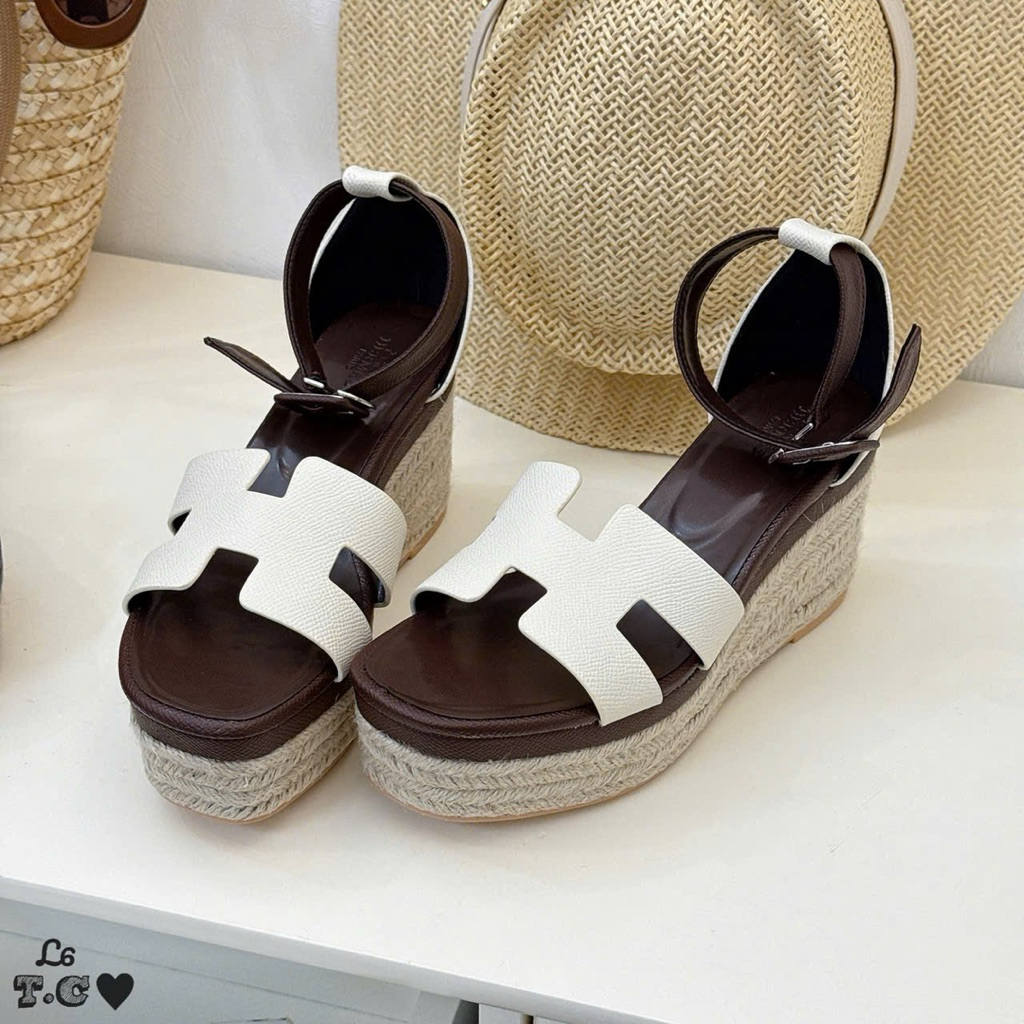 🌸🌸 Sandal  đế cói