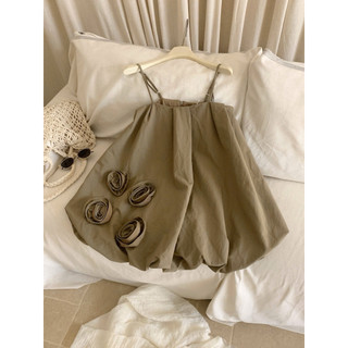 •𝙆𝙞𝙣𝙜𝙨𝙝𝙤𝙥𝙗𝙚𝙖𝙪𝙩𝙮•Váy Bí Hai Dây Hoa Nổi Xinh L1