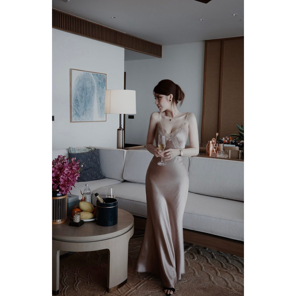 Đầm 2 dây lụa viền ren Mai Phương Bùi