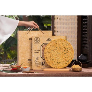 Cơm cháy đáy nồi thượng hạng siêu ruốc nấu thủ công bằng nồi gang truyền thống một sản phẩm của Đại Long Foods