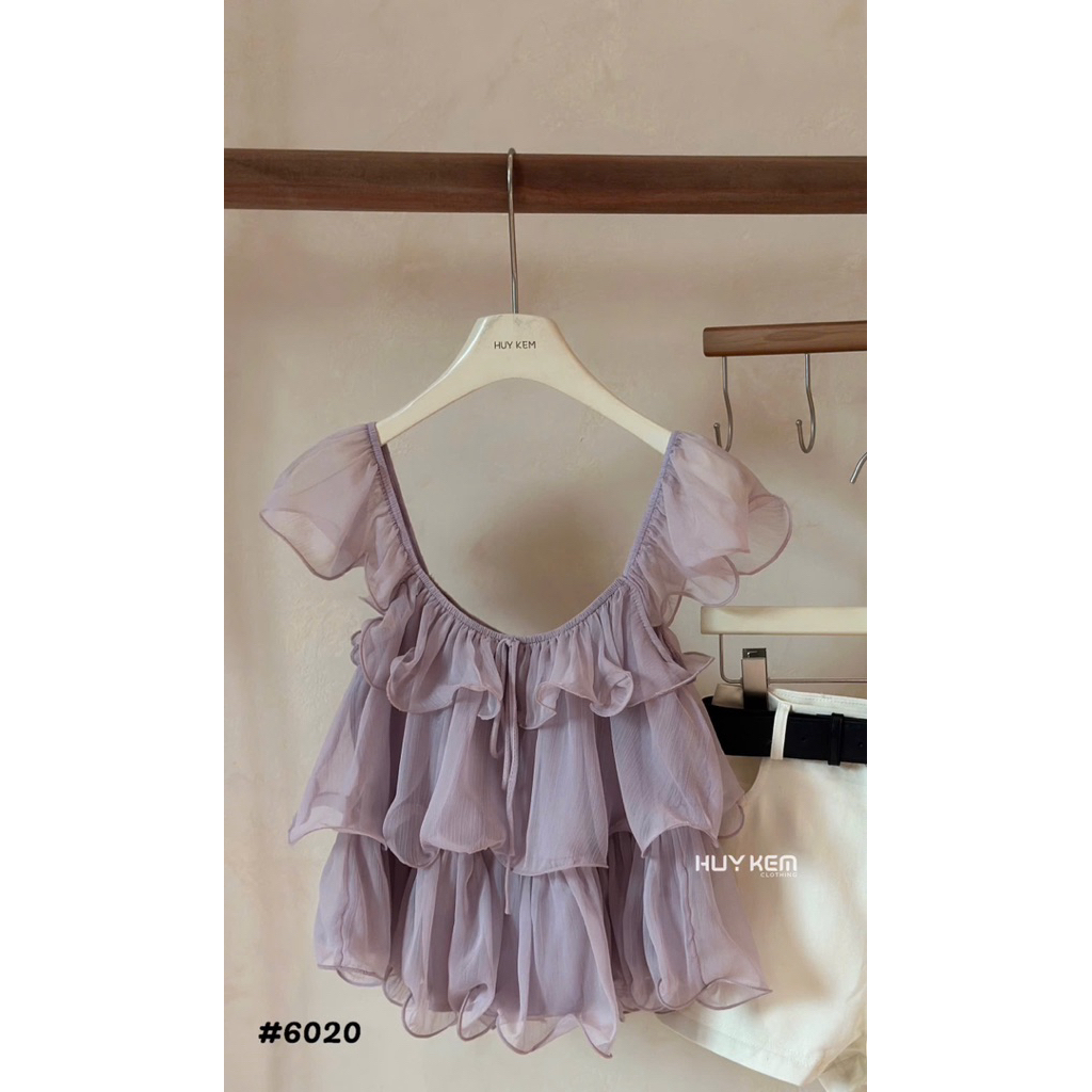 [𝐒𝐮𝐙𝐲] Áo Tơ Lụa Cổ Trễ Tầng Viền Sóng QCCC
