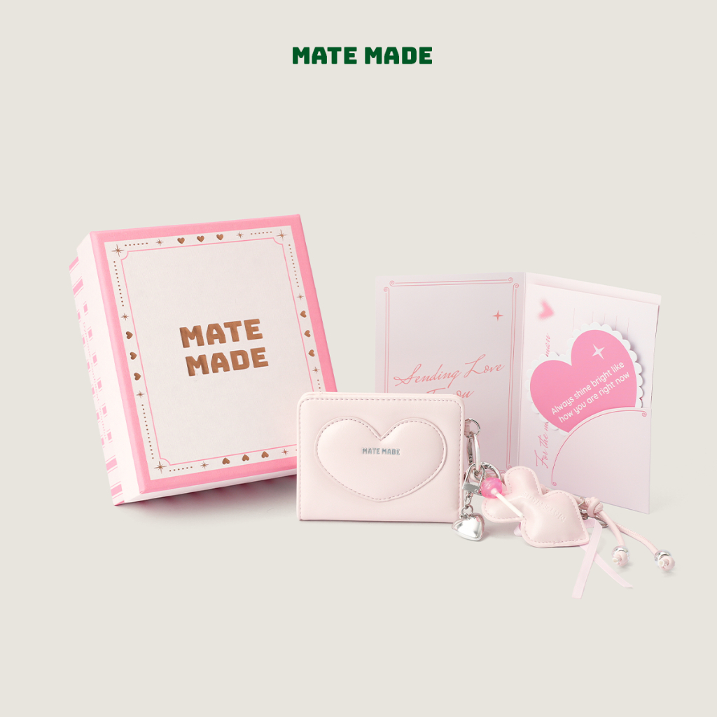 Set Quà Tặng MATE MADE Ví Hearty Kèm Charm, Hộp Quà Hồng Kẻ Trắng (Tặng Bạn Thân, Bạn Gái)
