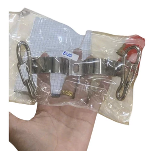 Móc treo đồ giữa dành cho xe VINFAST EVO - phù hợp cho các dòng xe máy điện, thiết kế đẹp