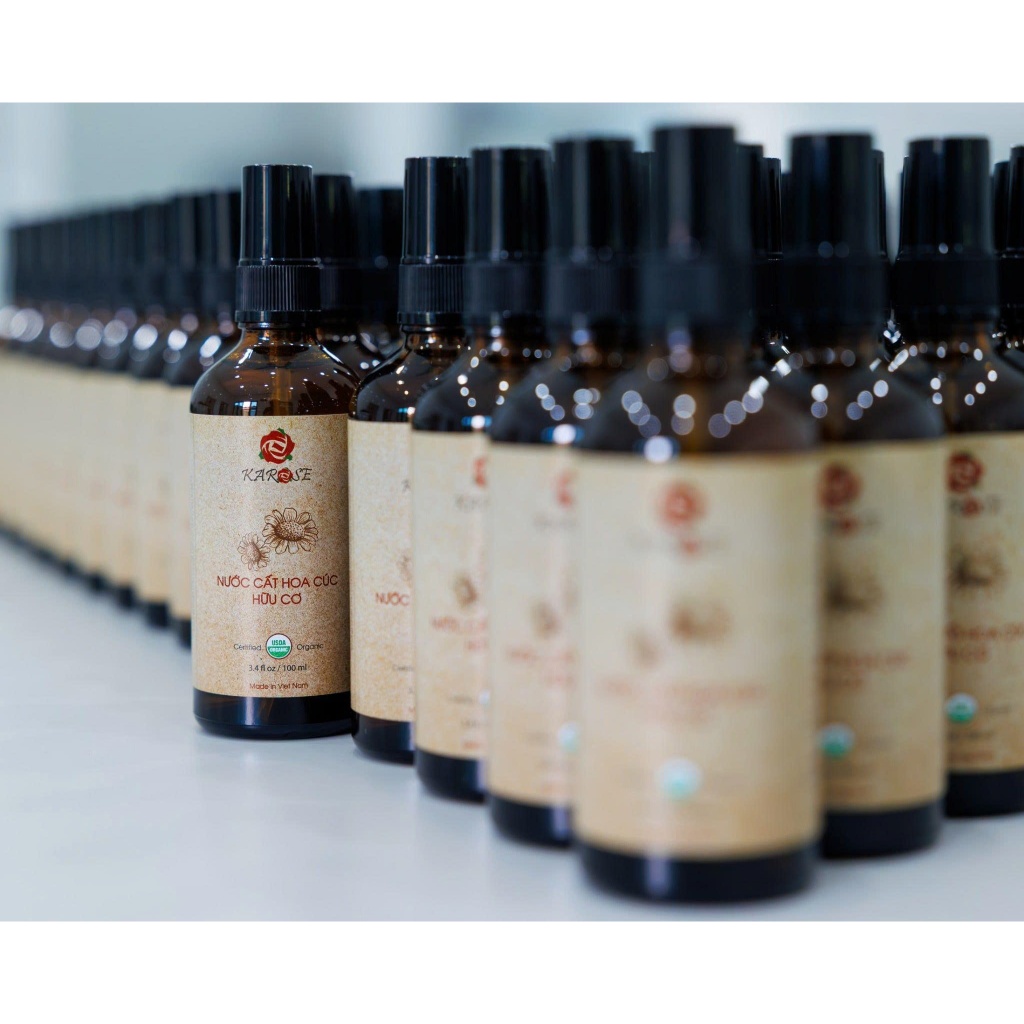Nước cất hoa cúc hữu cơ Karose 100ml