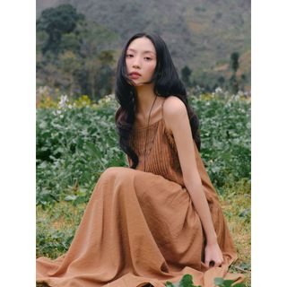 Đầm maxi OLV 2 dây nhún ly thanh lịch Brown Cotton Strappy Smocked Maxi Dress