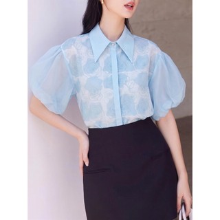 Áo Sơ Mi Nữ 𝐂𝐂𝐇𝐀𝐓 Dáng Suông Kiểu Willow Họa Tiết Hoa Chất Liệu Tơ Mềm Mát 16FNV5057ST