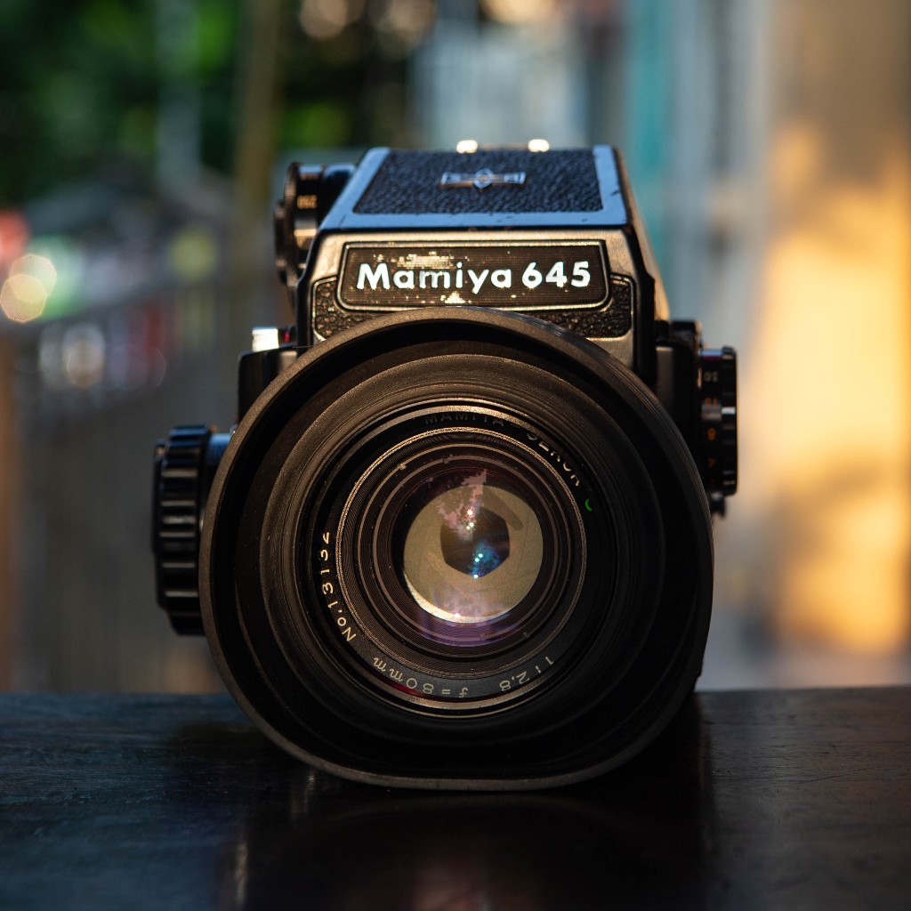Mamiya M645 – Mamiya-Sekor C 80mm f/2.8 [Medium Format|120mm