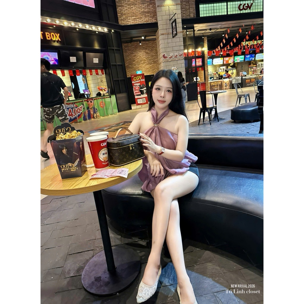 Áo cổ yếm phong cách tiểu thư kèm tag điệu đà cho nữ by Chamie