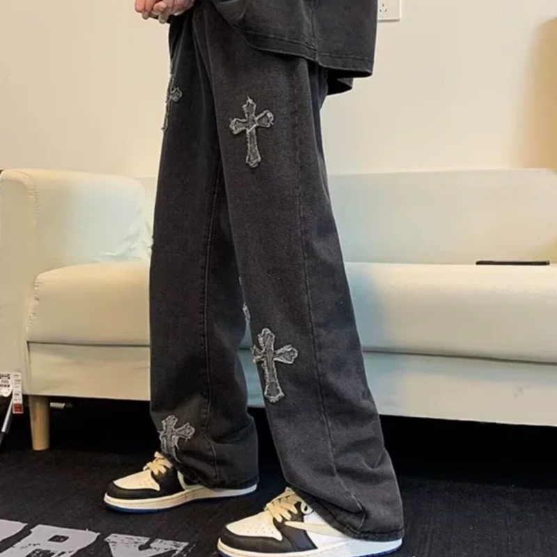 Quần jean ống thẳng rộng nam nữ phong cách American Streetwear thiết kế vá thêu hình thập tự kiểu thời trang cá tính xám