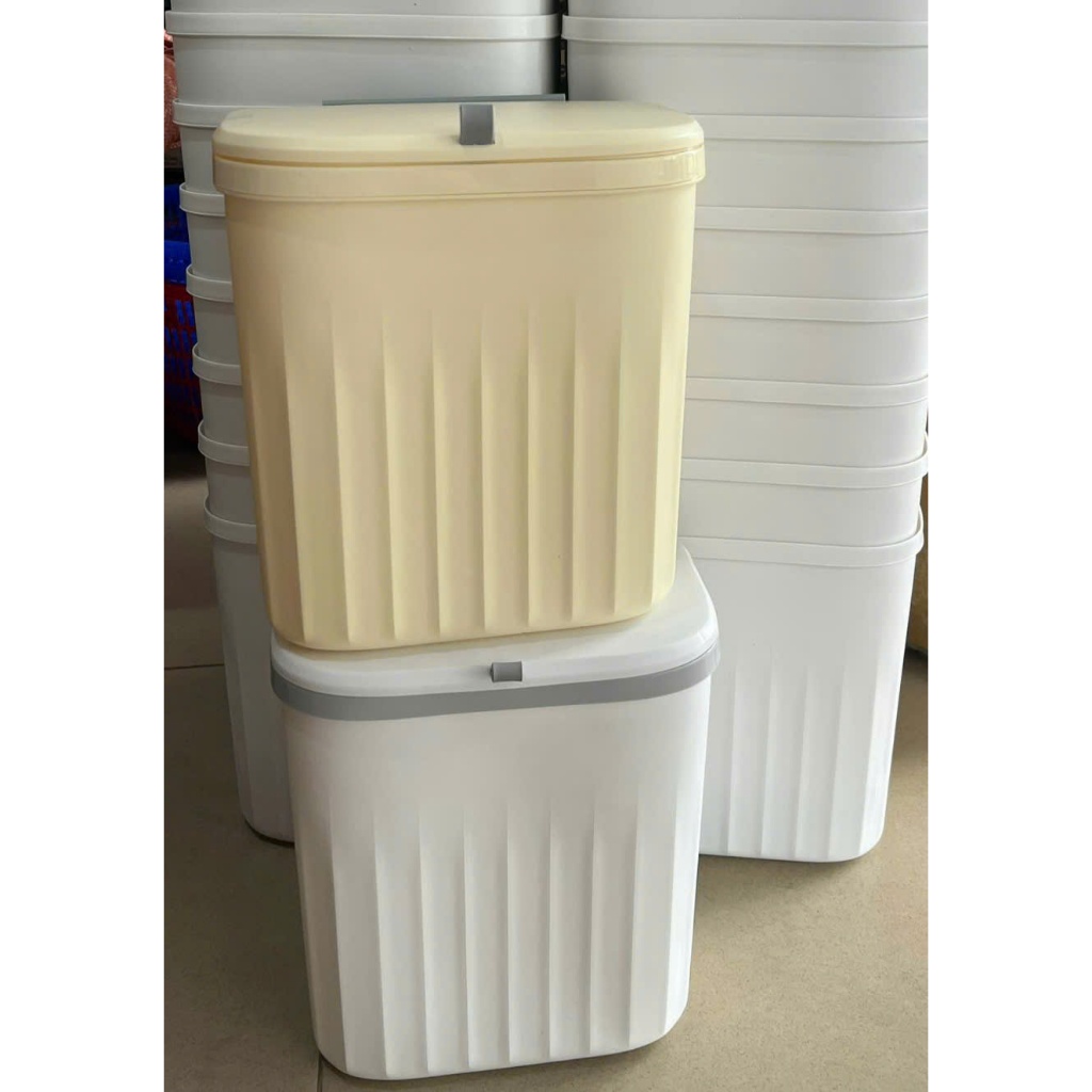 Thùng rác treo tủ bếp 9L – Nắp trượt tiện lợi, gọn gàng, hạn chế mùi, 2 màu Xám/Trắng