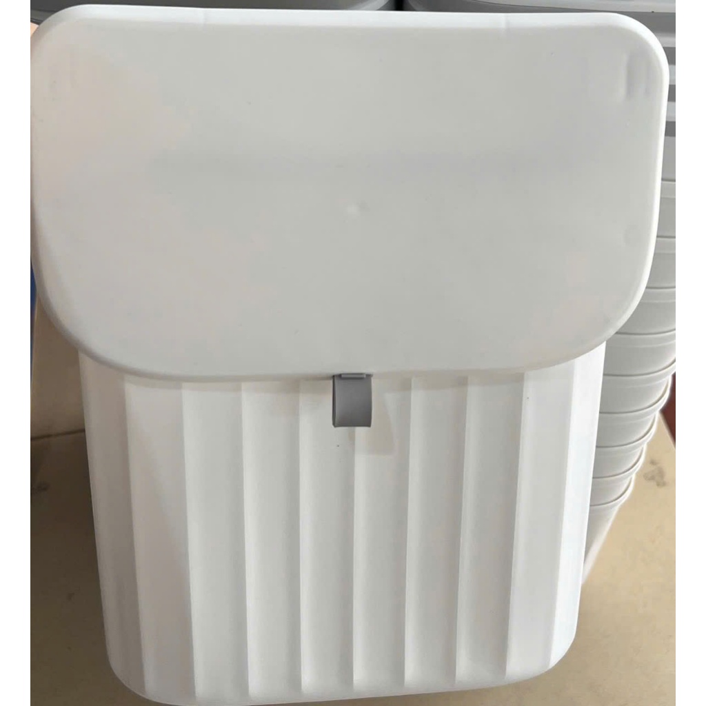 Thùng rác treo tủ bếp 9L – Nắp trượt tiện lợi, gọn gàng, hạn chế mùi, 2 màu Xám/Trắng