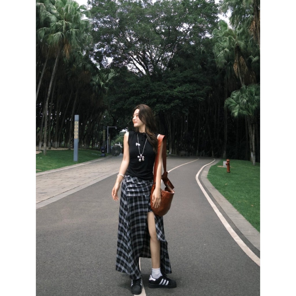 [KH13] Chân váy dài kẻ caro xẻ tà Vintage Nữ Tính Cá Tính Phong Cách Hàn Quốc | KHAO BOUTIQUE