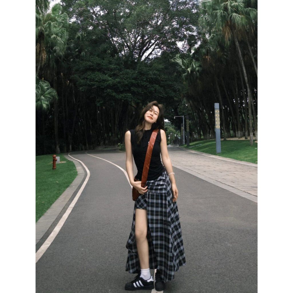 [KH13] Chân váy dài kẻ caro xẻ tà Vintage Nữ Tính Cá Tính Phong Cách Hàn Quốc | KHAO BOUTIQUE