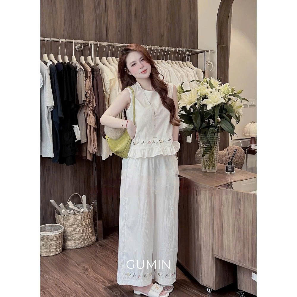 Set bộ sát nách GUMIN thiết kế áo ba lỗ thêu phối gấu bèo xòe kèm quần suông sang chảnh thanh lịch