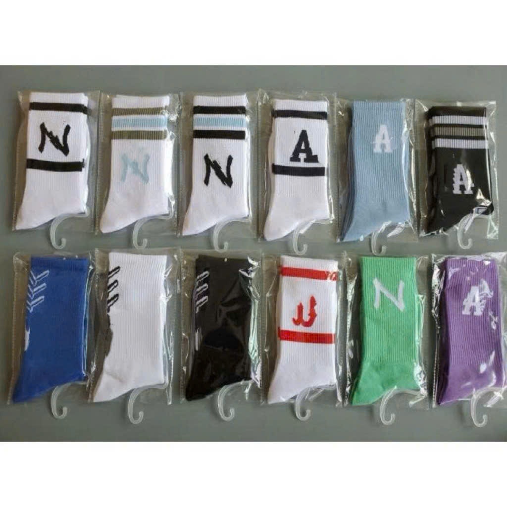 Vớ L và N cổ cao Nam Nữ phong cách thể thao, đường phố, năng động.