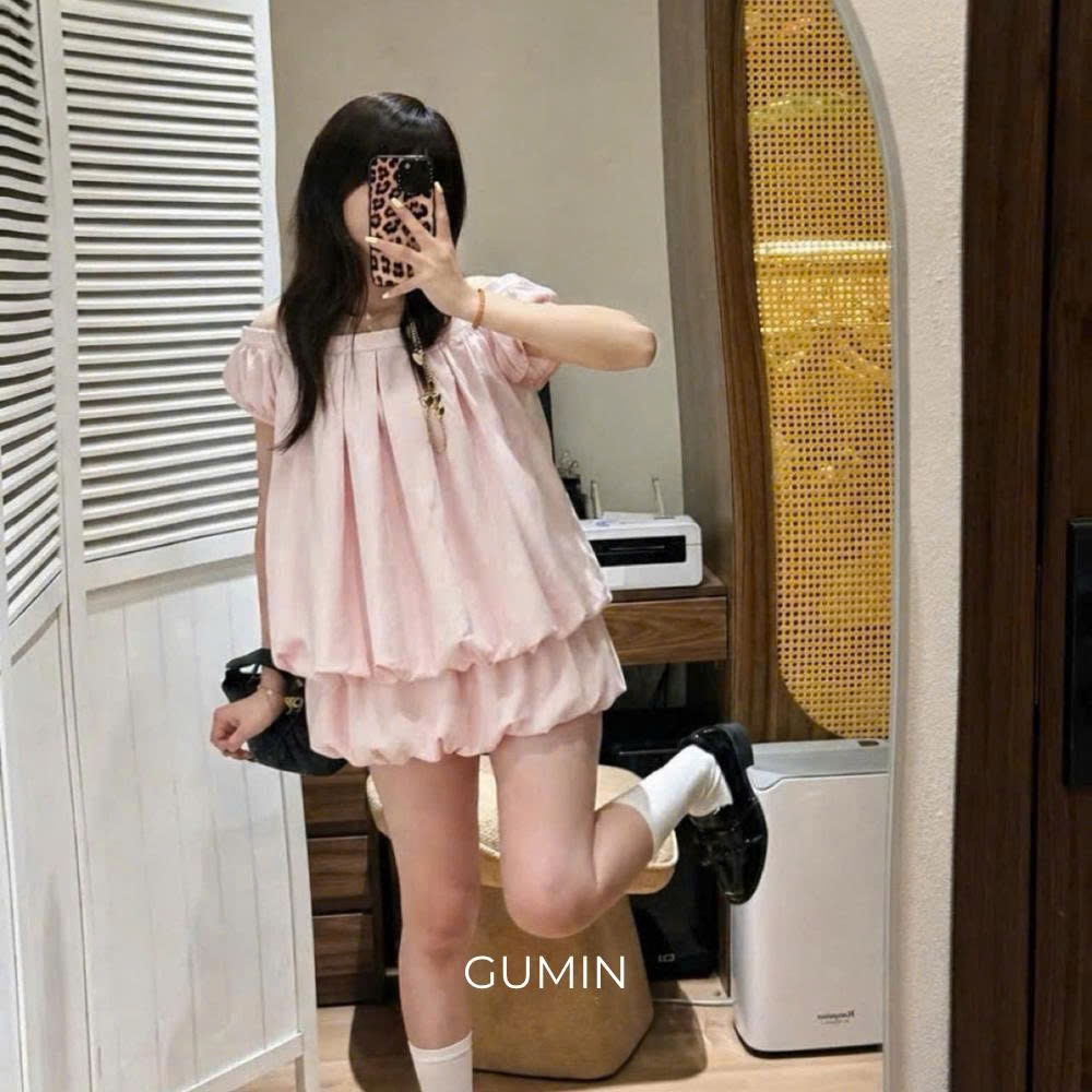 Set trễ vai xếp ly GUMIN thiết kế áo trễ vai tay bồng kèm chân váy ngắn dáng xòe bom tiểu thư sang chảnh