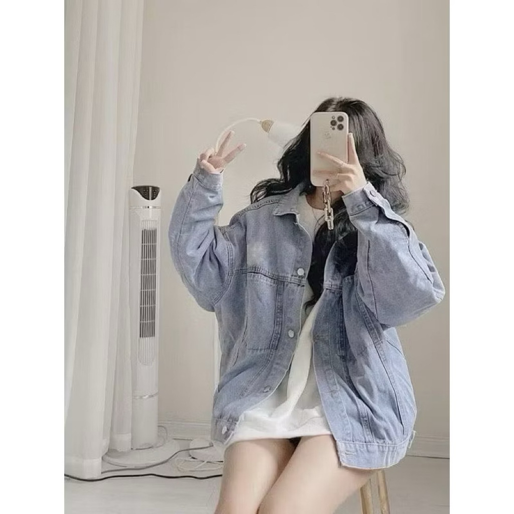 Áo khoác jeans nữ dáng thụng trơn xanh nhạt