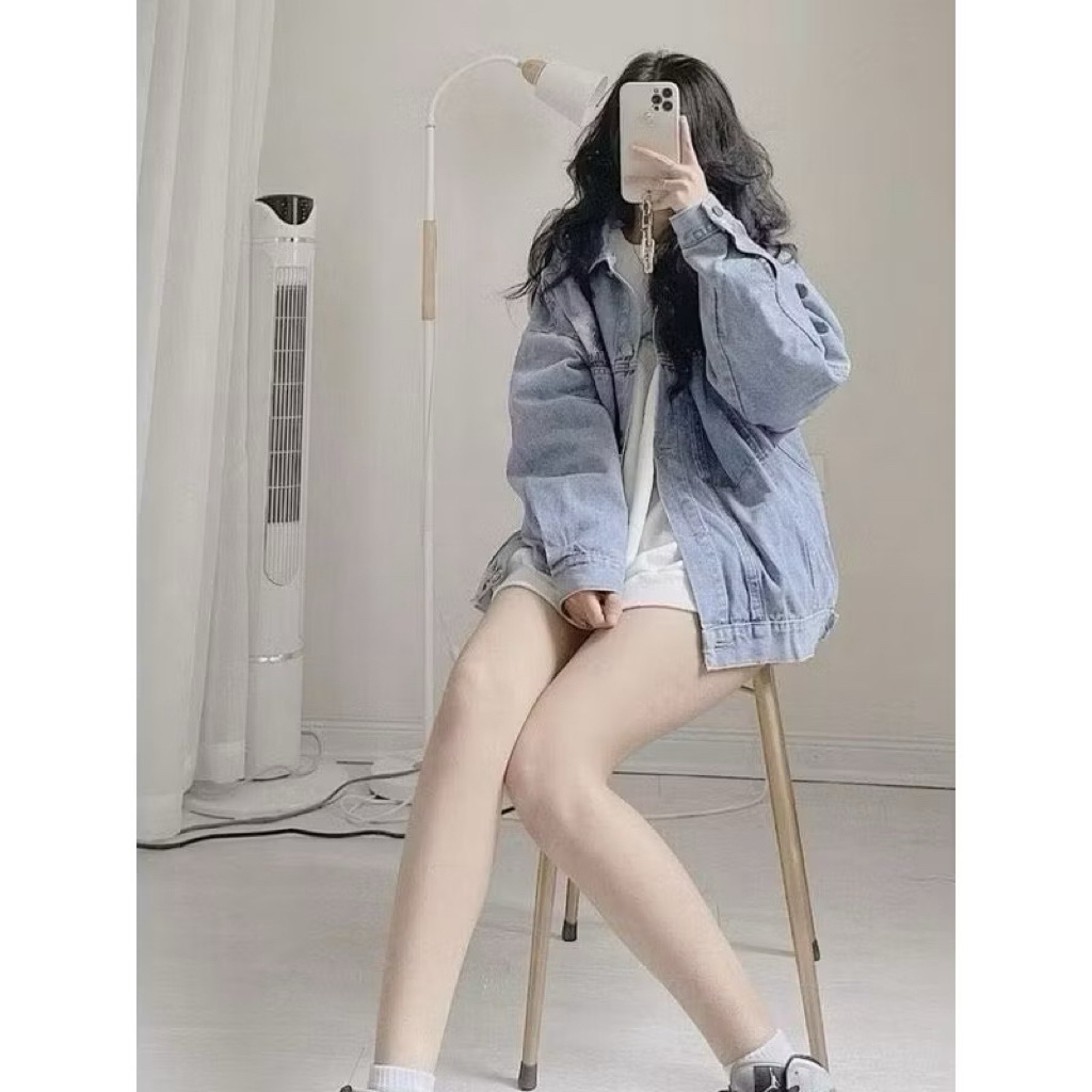 Áo khoác jeans nữ dáng thụng trơn xanh nhạt