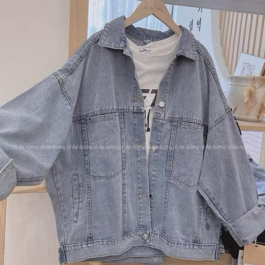 Áo khoác jeans nữ dáng thụng trơn xanh nhạt