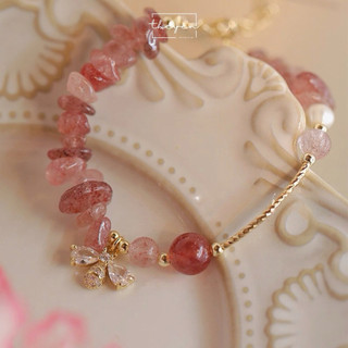 Vòng Tay Nữ Thạch Anh Dâu Tây - Lắc Tay Phong Cách Hàn Quốc Nhẹ Nhàng, Sang Chảnh, Dễ Phối Đồ [Lisa]