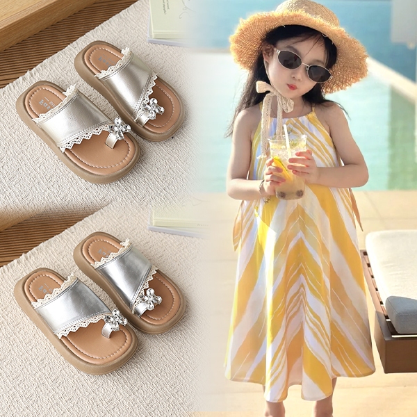 Bella Neman Dép thời trang bé gái, kẹp ngón đính đá ren, đế êm, dễ mang đi chơi hoặc đi biển