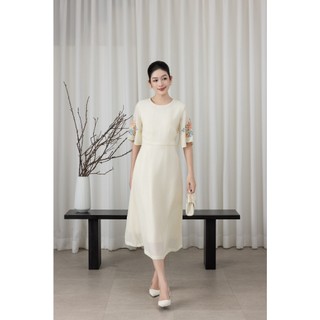 SWANLAKE | Váy Đầm Nữ Cổ Tròn Tay Lỡ Cánh Tiên Chất Tơ Xốp Hai Lớp Thêu Hoa Chiết Eo Đi Tiệc D13571