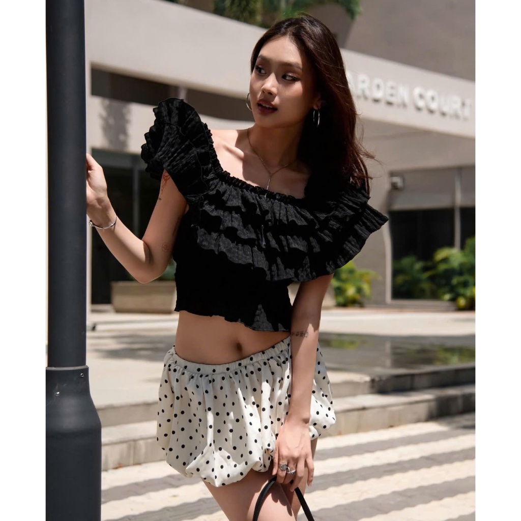 Áo trễ vai bèo tầng xốp nhún 3 tầng chun eo xinh xắn LABEL A142