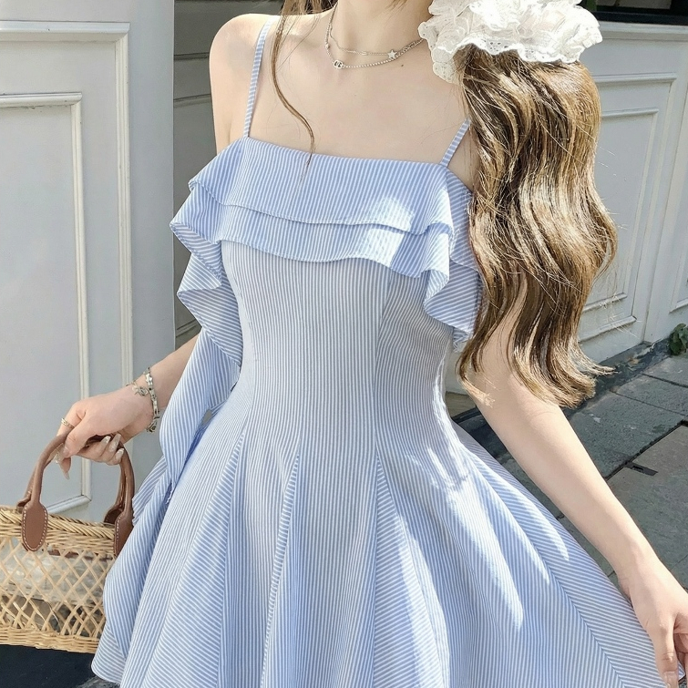 Váy Trễ Vai Dáng Ngắn Tiểu Thư Jolie Clothing đầm trễ vai hai dây đũi kẻ dáng xòe phối bèo tiểu thư Hàn Quốc
