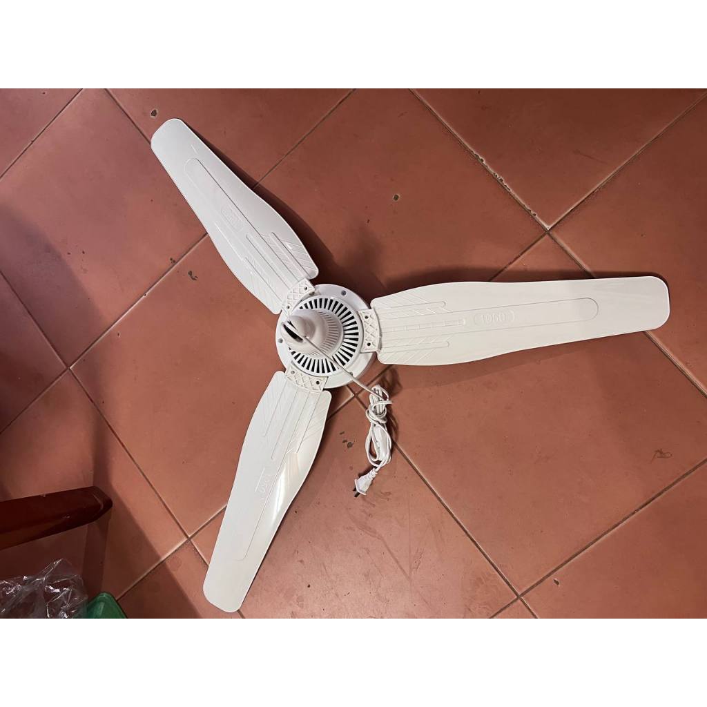 Quạt treo màn,quạt treo mùng cỡ lớn 3 cánh sải 1m mát cả phòng tiết kiệm điện