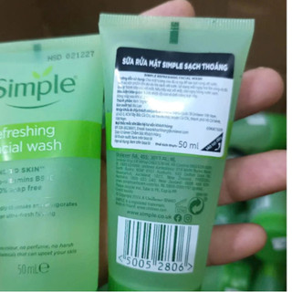 Combo 3 Tuýp Sữa Rửa Mặt Simple Refeshing Facial Wash 50ml