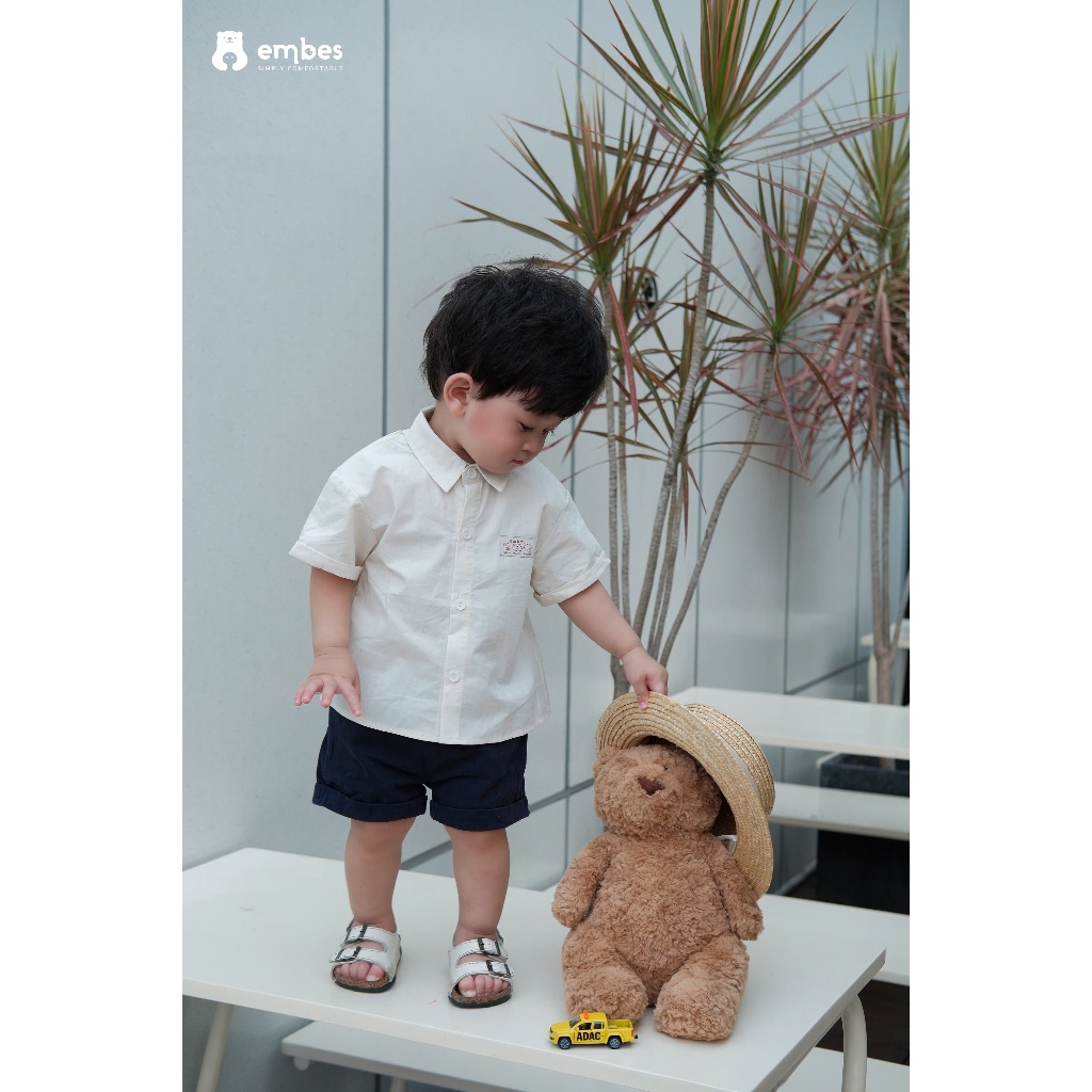 Áo Sơ Mi Cho Bé Embes, Áo Sơ Mi Cộc Tay Thêu Họa Tiết Chất Mềm Mát Cho Bé Trai Bé Gái Từ 8-18Kg