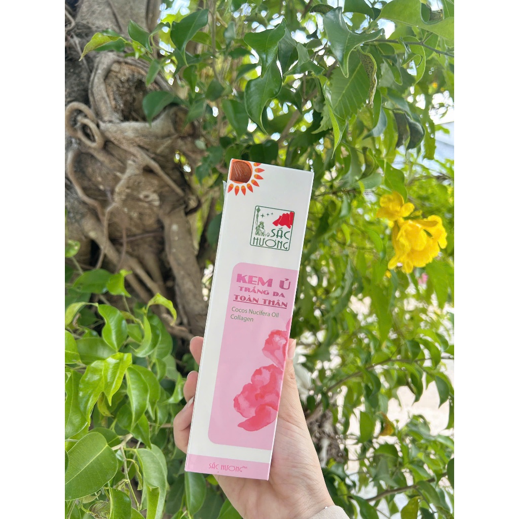 KEM Ủ DƯỠNG TRẮNG DA TOÀN THÂN SẮC HƯƠNG giúp làm trắng sáng ,đều màu,phục hồi và tài tạo làn da mịn màng.