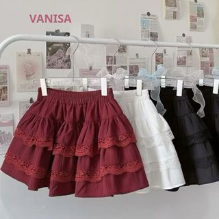 Chân váy bèo xếp ly phối ren 3 tầng xinh lưng chun co giãn có quần bảo hộ trắng đen VANISA CV030