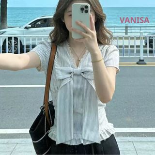 Áo sơ mi cổ v phối ren có dây eo ngắn tay chất voan mềm trắng xanh VANISA SMS565