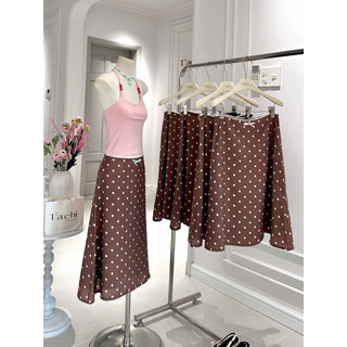 SEP House - Set áo yếm cột dây ôm body dáng ngắn hồng baby phối chân váy nâu chấm bi dáng đuôi cá lửng trendy - Ảnh thật