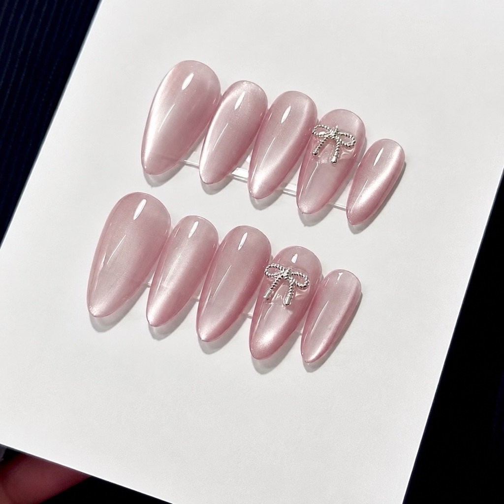 nail box xinh ( kèm keo và dũa )
