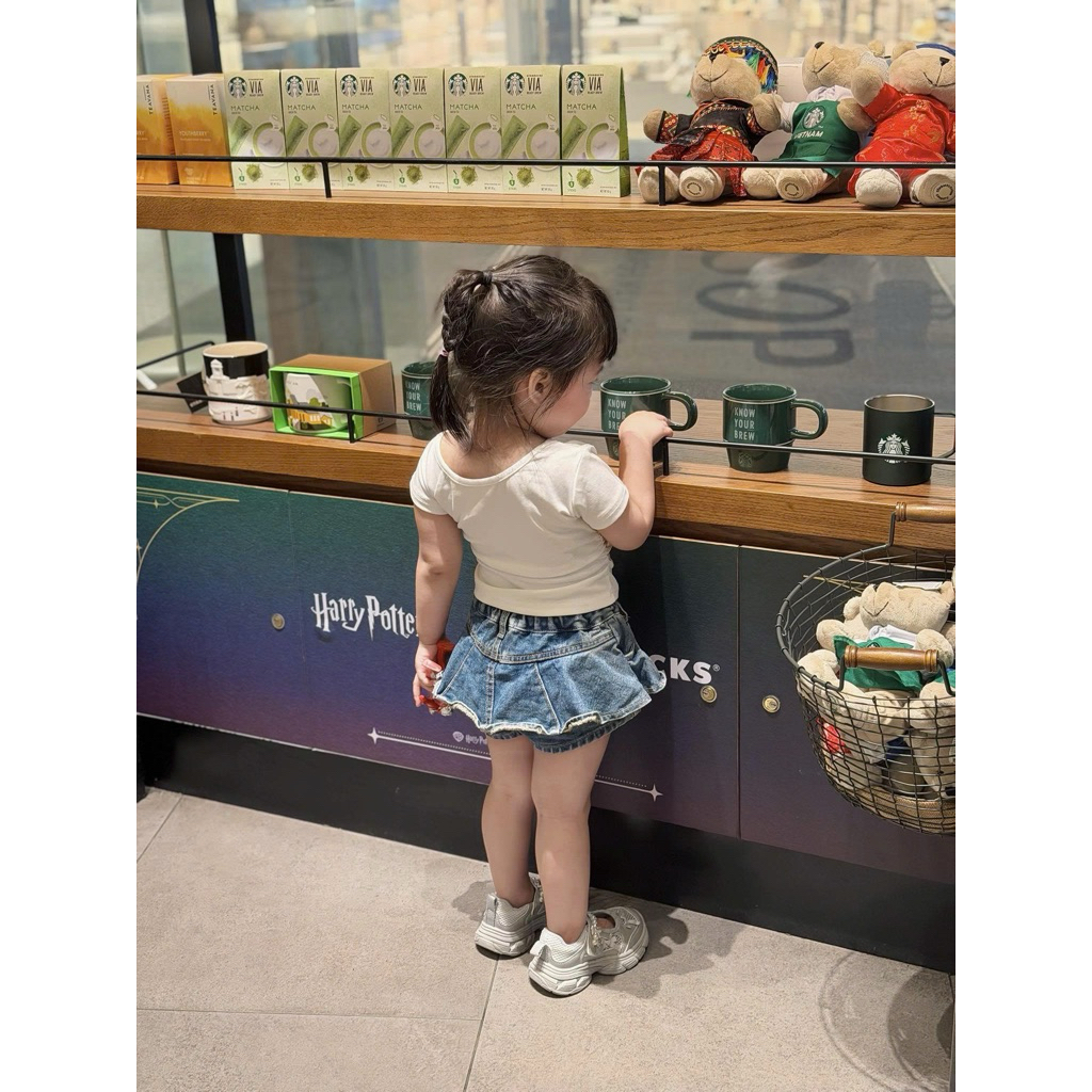 (Order) Quần jean soooc mềm đứng form dáng xoè váy phong cách Hàn Quốc dành cho bé gái 10-25kg