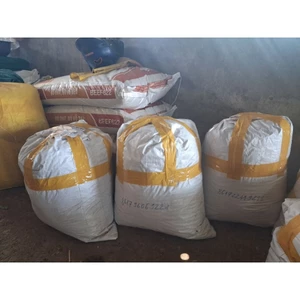 Phân bò khô 10kg - Sản phẩm tốt cho cây trồng