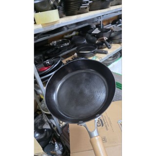 26NGR Chảo gang xám nhẹ đa năng