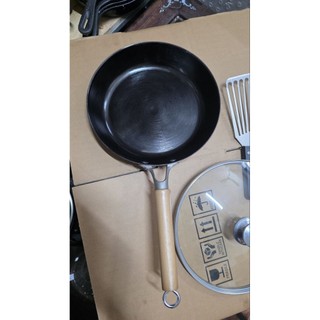 26NGR Chảo gang xám nhẹ đa năng